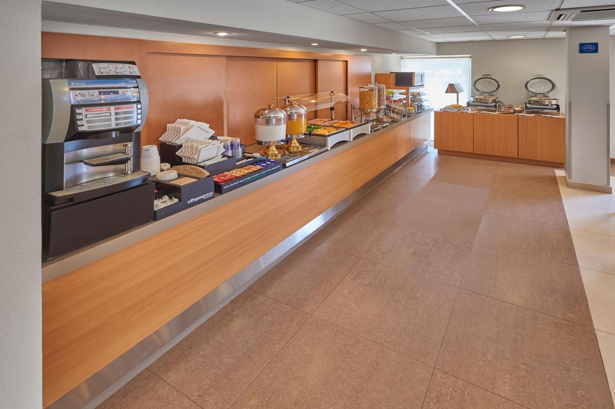 City Express By Marriott Mazatlan Exterior photo