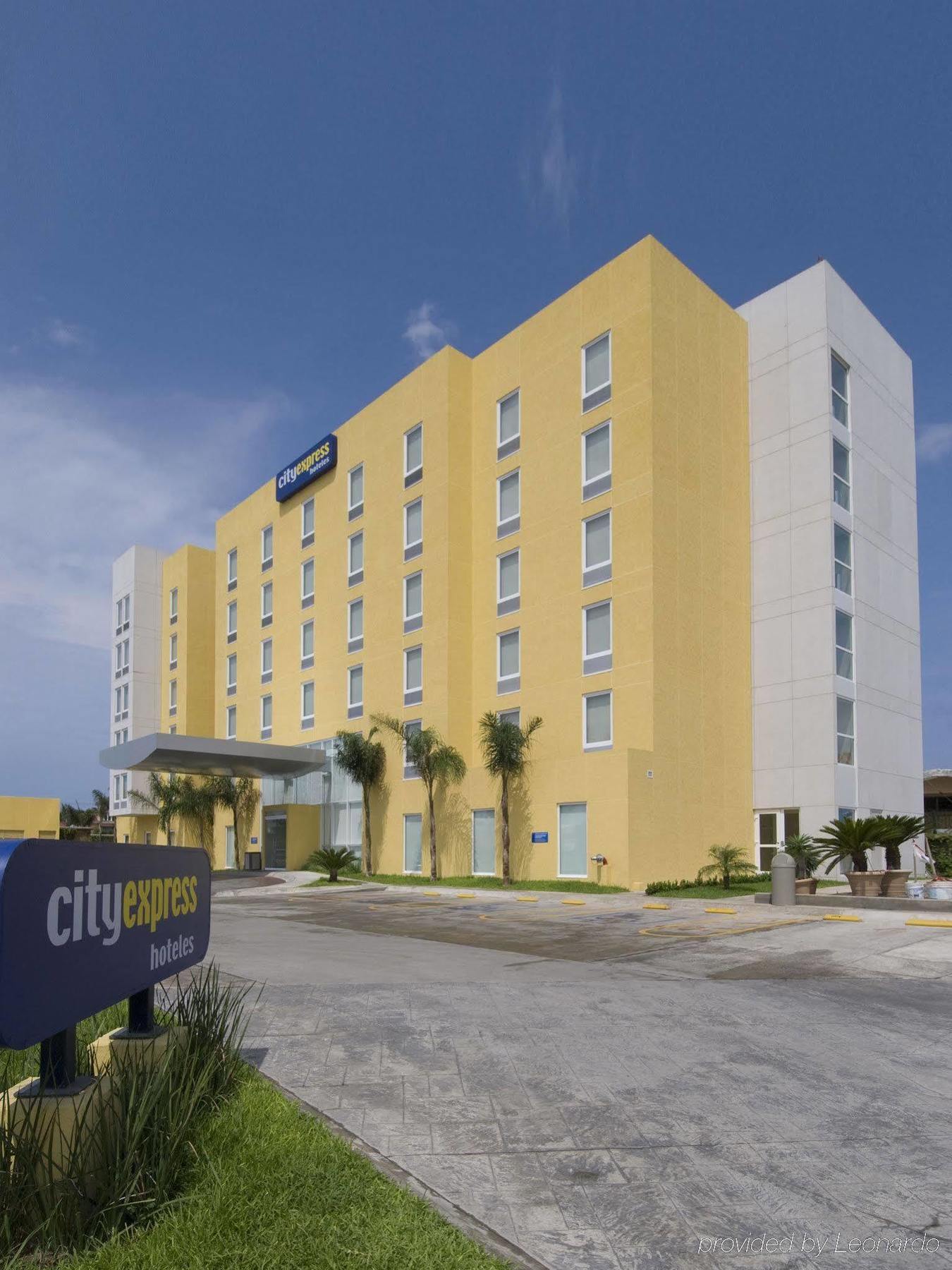 City Express By Marriott Mazatlan Hotel Exterior photo