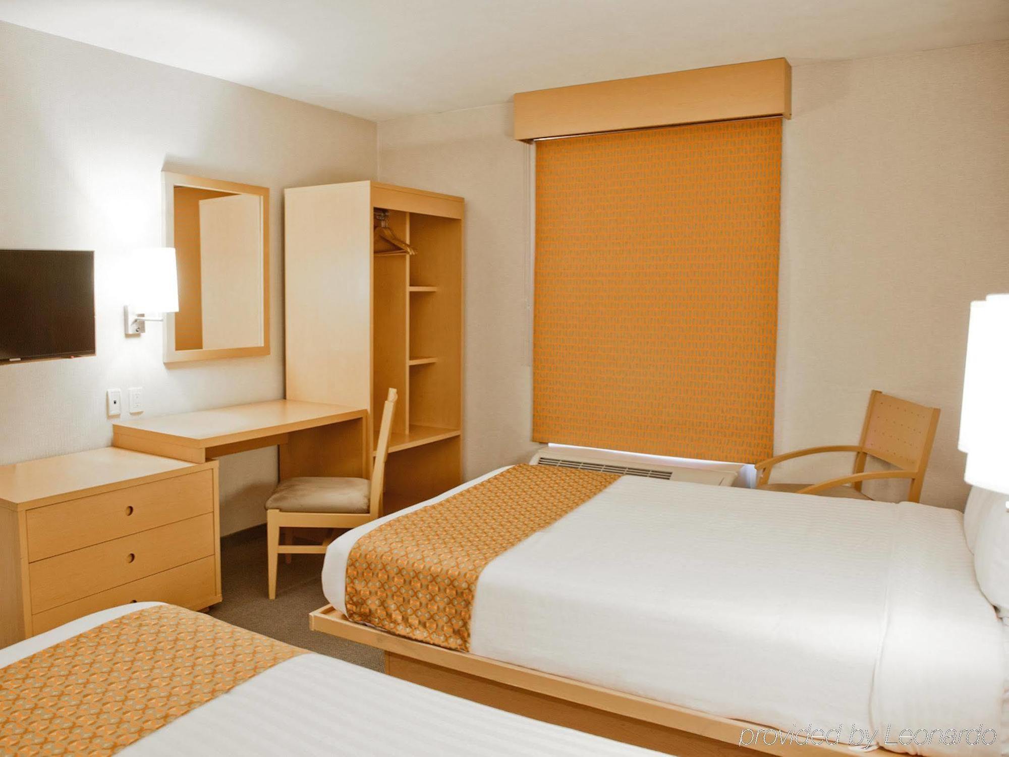 City Express By Marriott Mazatlan Exterior photo