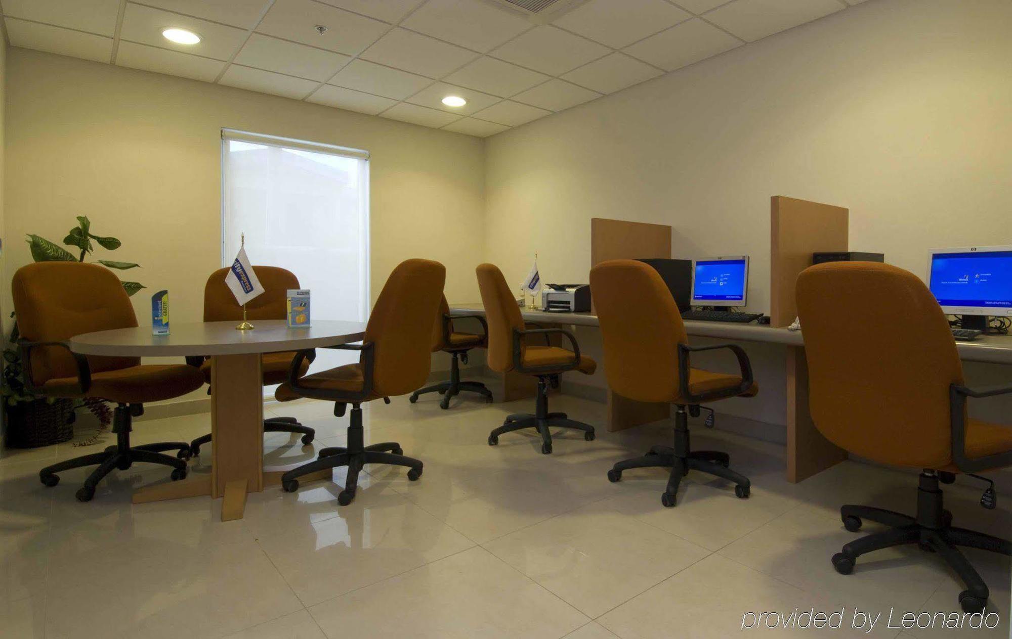 City Express By Marriott Mazatlan Exterior photo